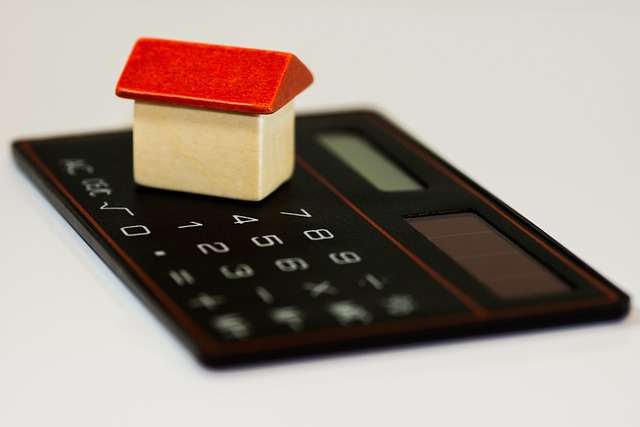 Mortgage Calculator Tips for Avoiding Overbuying